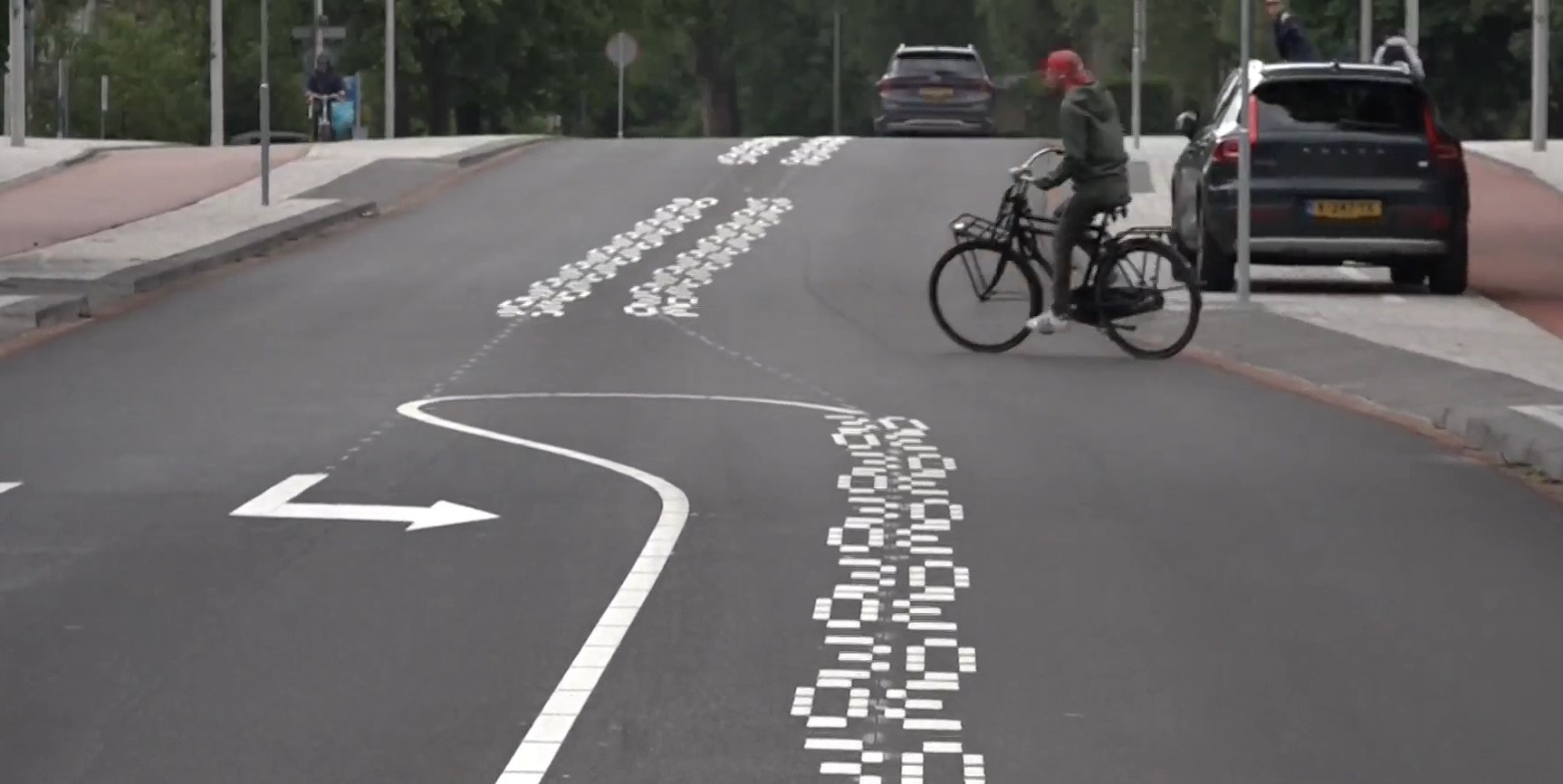 Amsterdam'da Deneysel Trafik İşaretleri