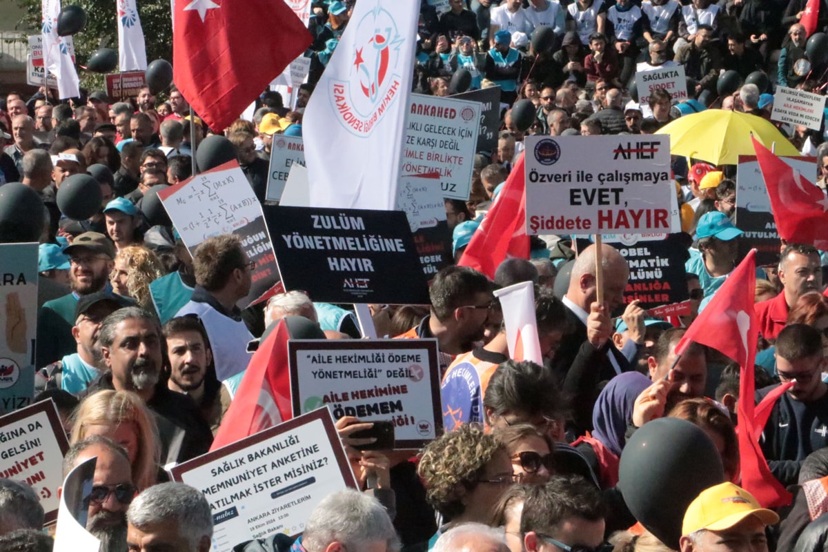 Ankara Anıtpark’ta Büyük Miting Düzenlendi