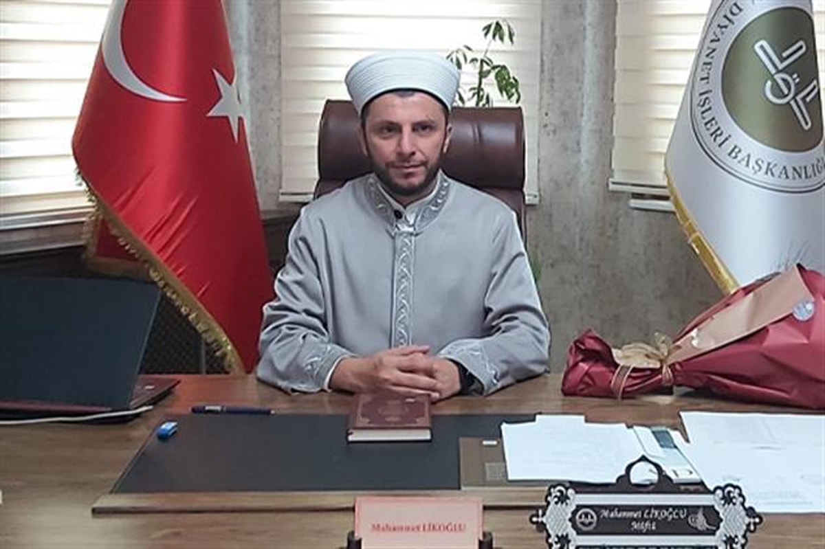 Diyanet İşleri Başkanı Ali Erbaş'ın Damadı ve Kızı Üzerine Tartışmalar