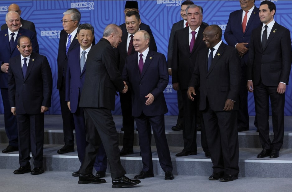 Erdoğan, BRICS Zirvesi'nde Önemli Temaslarda Bulundu