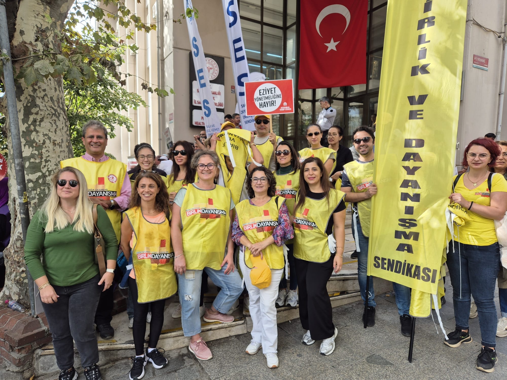 İstanbul'da Sağlık Çalışanlarının Eylemi