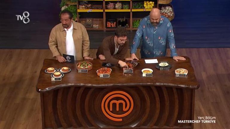 MasterChef Türkiye'de Eleme Heyecanı: Mavi Takım Dokunulmazlık Kazandı