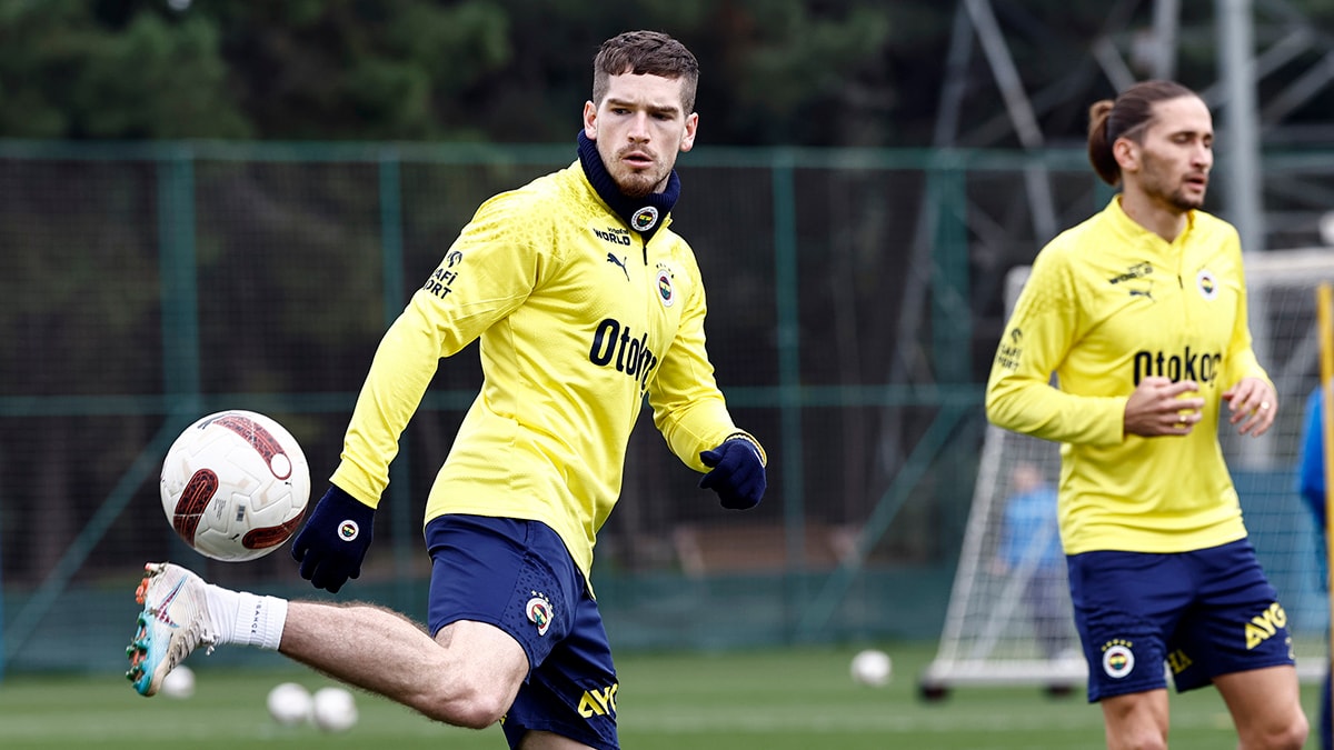 Ryan Kent'in Fenerbahçe ile Olan Macerası Sona Erdi