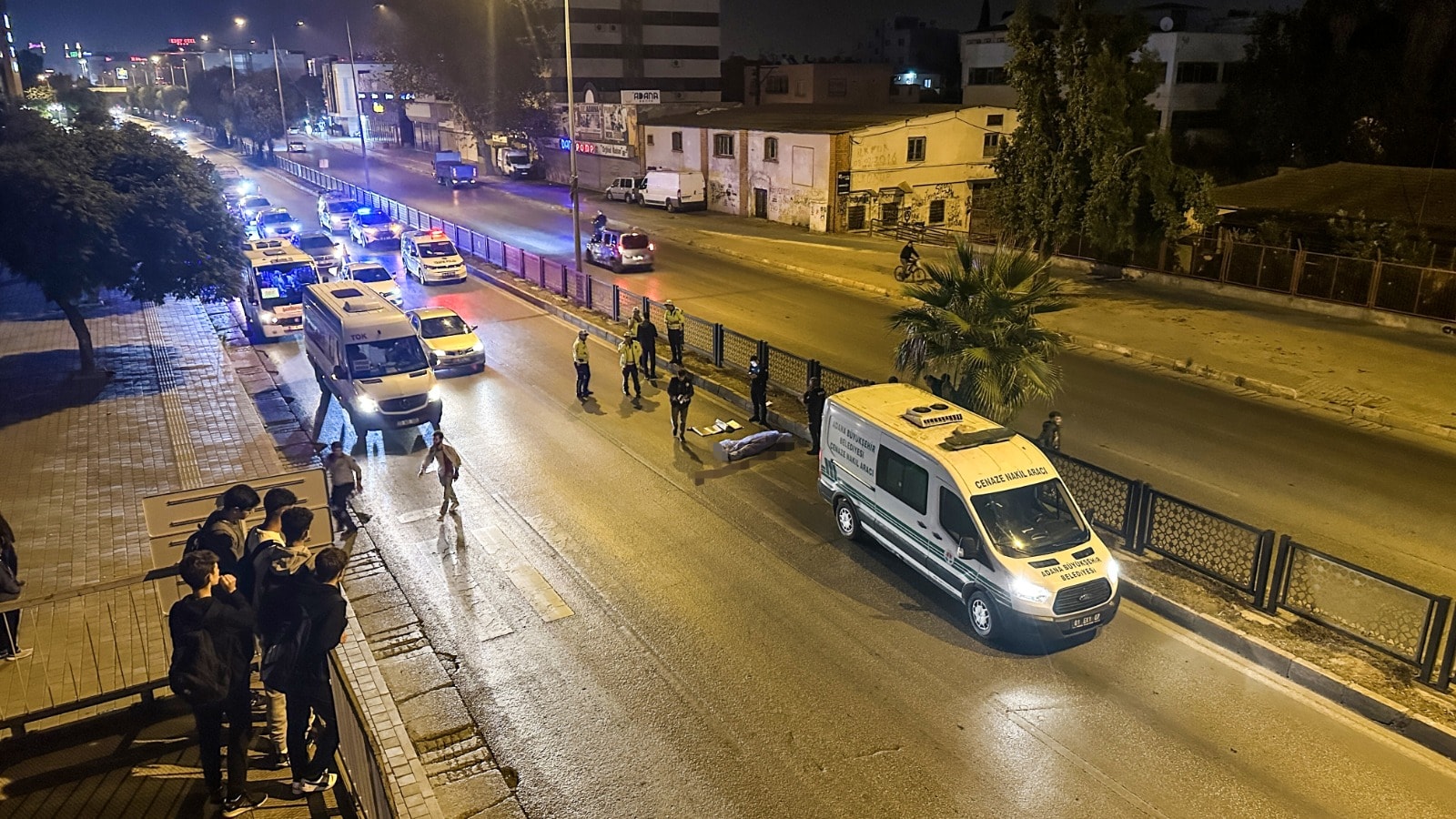 Adana'da Trafik Kazası: 74 Yaşındaki Veli Efeoğlu Hayatını Kaybetti