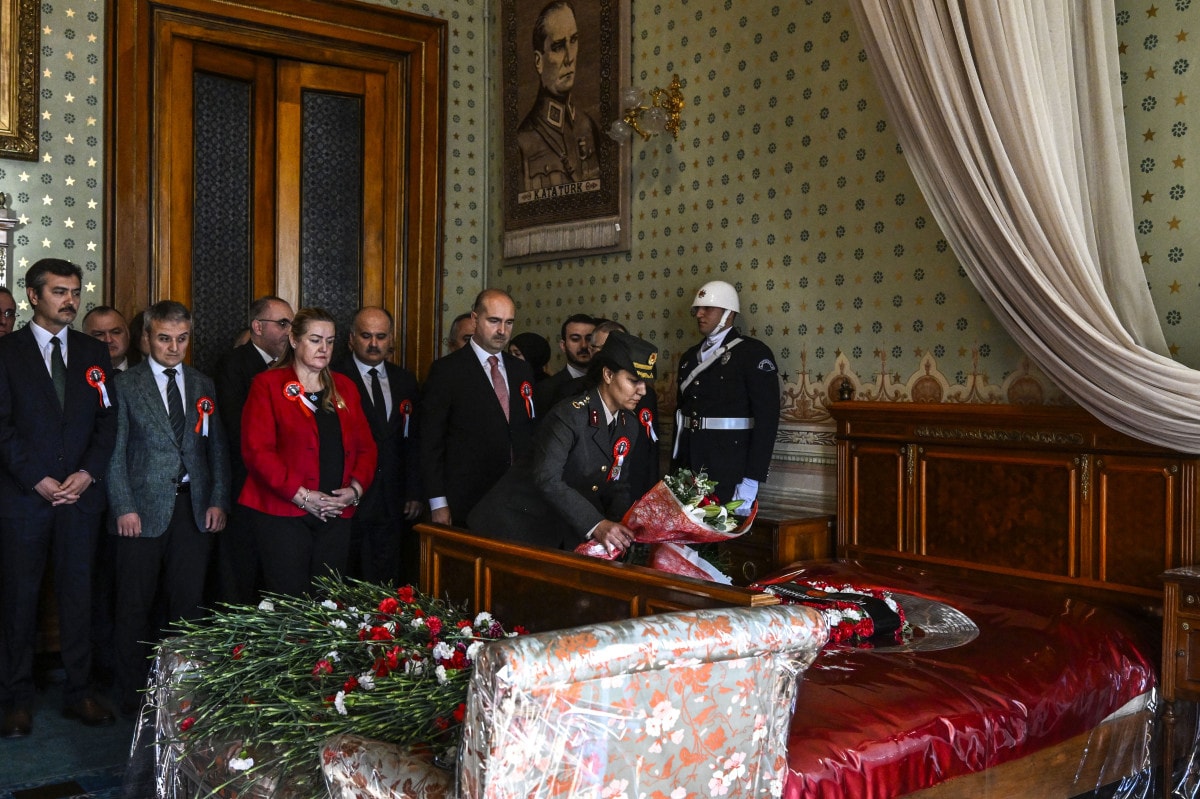 Anıtkabir ve Selçuklu Mirası: Atatürk'e Saygı ve Anma Törenleri