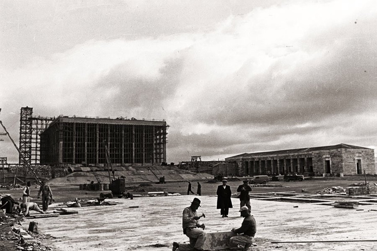 Anıtkabir ve Selçuklu Mirası: Atatürk'e Saygı ve Anma Törenleri