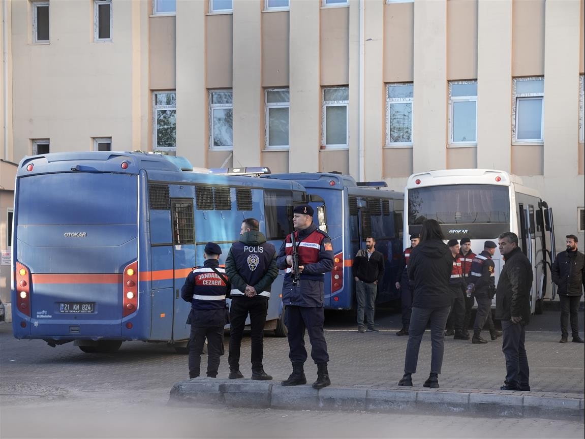 Diyarbakır'da Narin Güran Cinayeti Davası Başladı