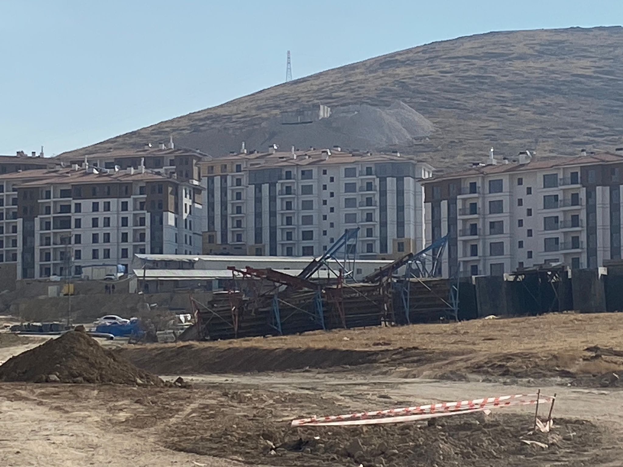 Elazığ'da Trajik Kaza: İki Genç Hayatını Kaybetti