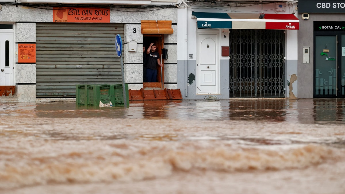 Güney İspanya'daki Sel Felaketi: 158 Ölü ve Kurtarma Çalışmaları