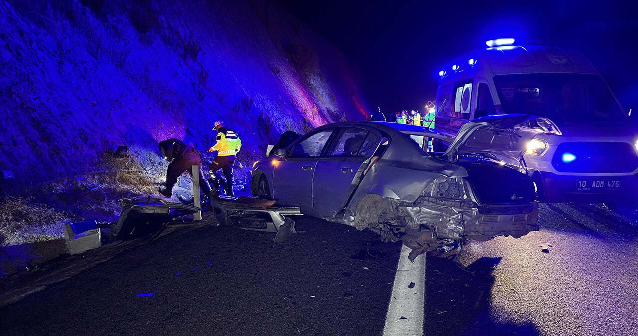 İzmir Yolu Üzerinde Feci Kaza