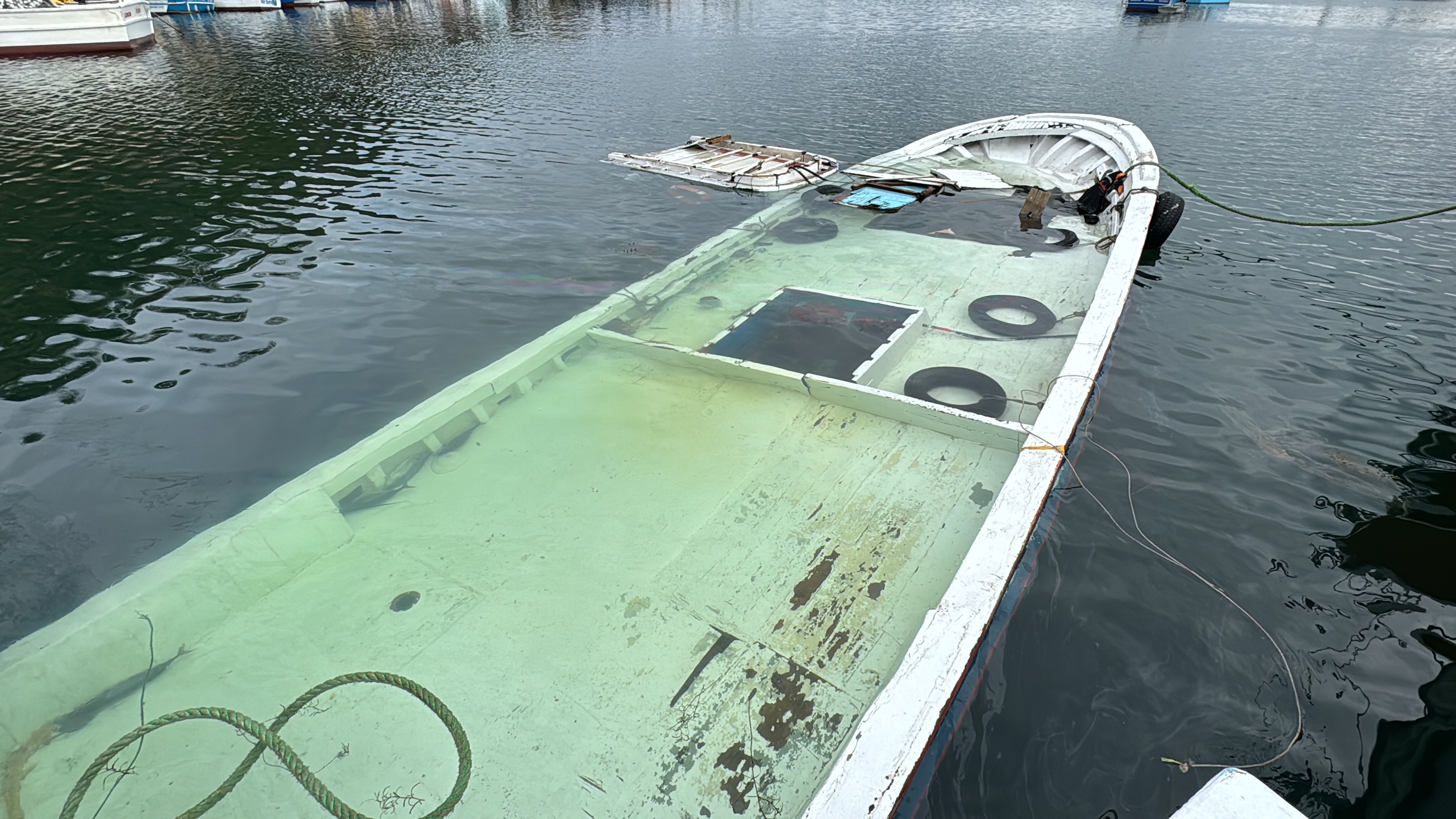 Kıyıköy'de Balıkçı Teknesi Battı