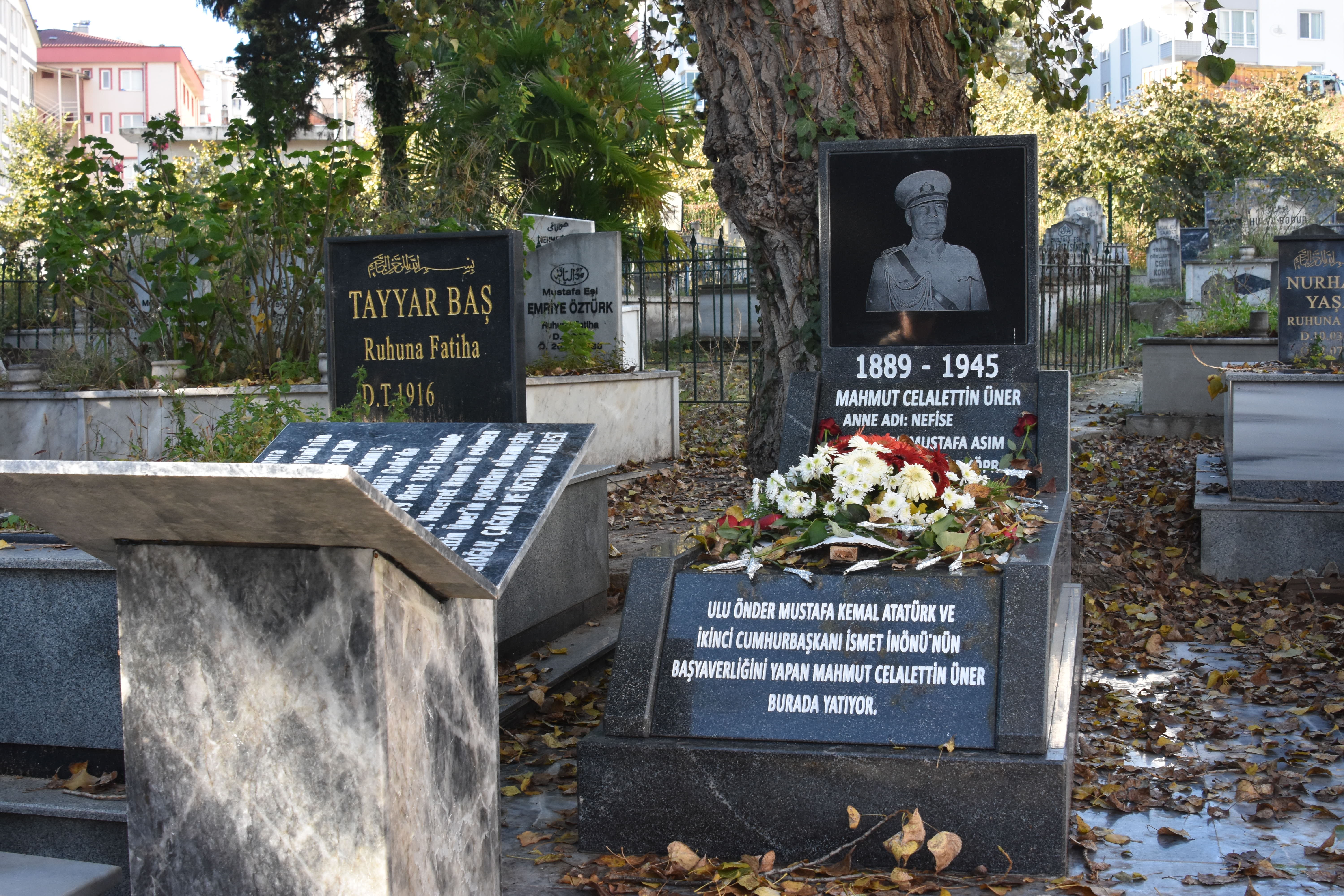 Mahmut Celalettin Üner’in Anıt Mezarı Yenilendi