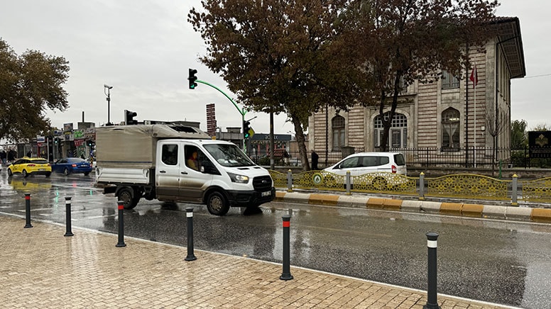 Meteoroloji Uyarıları: Kuvvetli Sağanak Yağışlar ve Su Baskınları