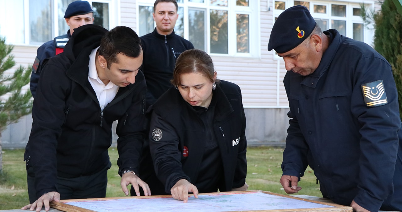 Niğde'de Kayıp Dağcı Kardeşler İçin Arama Çalışmaları Devam Ediyor