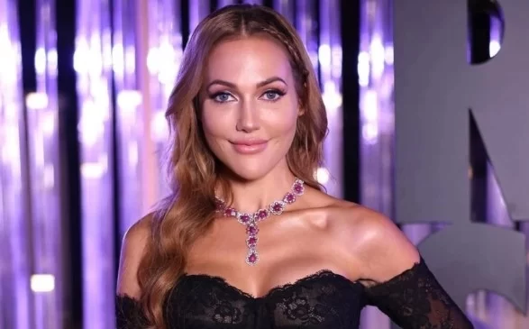 Meryem Uzerli – Rozali (Kadroda ismi geçiyordu ancak henüz kesinleşmedi)