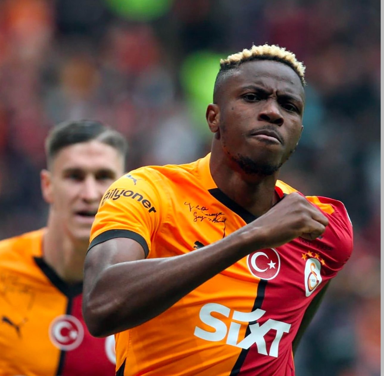 Victor Osimhen Galatasaray'da Parlıyor!